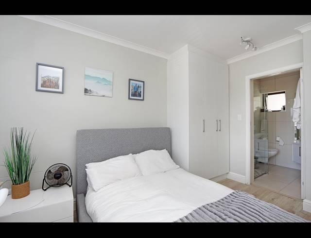 2 BEDROOM APARTMENT RENTED IN KENILWORTH